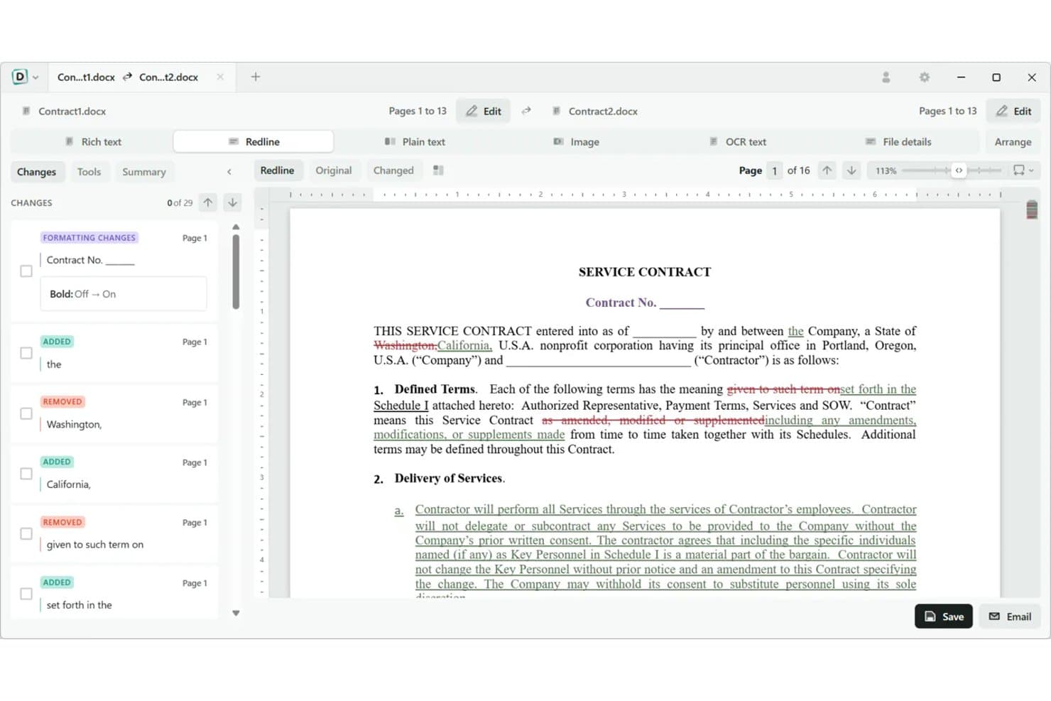 Diffcheckers visning af ændringsmarkering, der sammenligner to kontrakter om juridiske tjenester med et panel for registrerede ændringer.