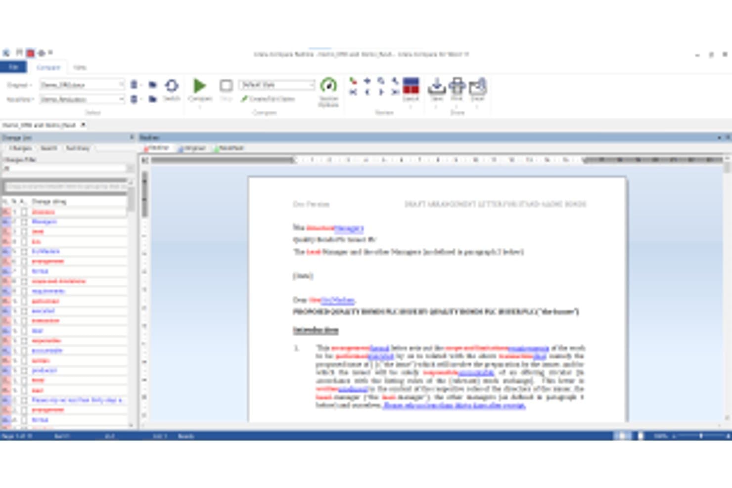 Litera Compare på en desktopcomputer viser et juridisk dokument med markeringer og registrerede ændringer.