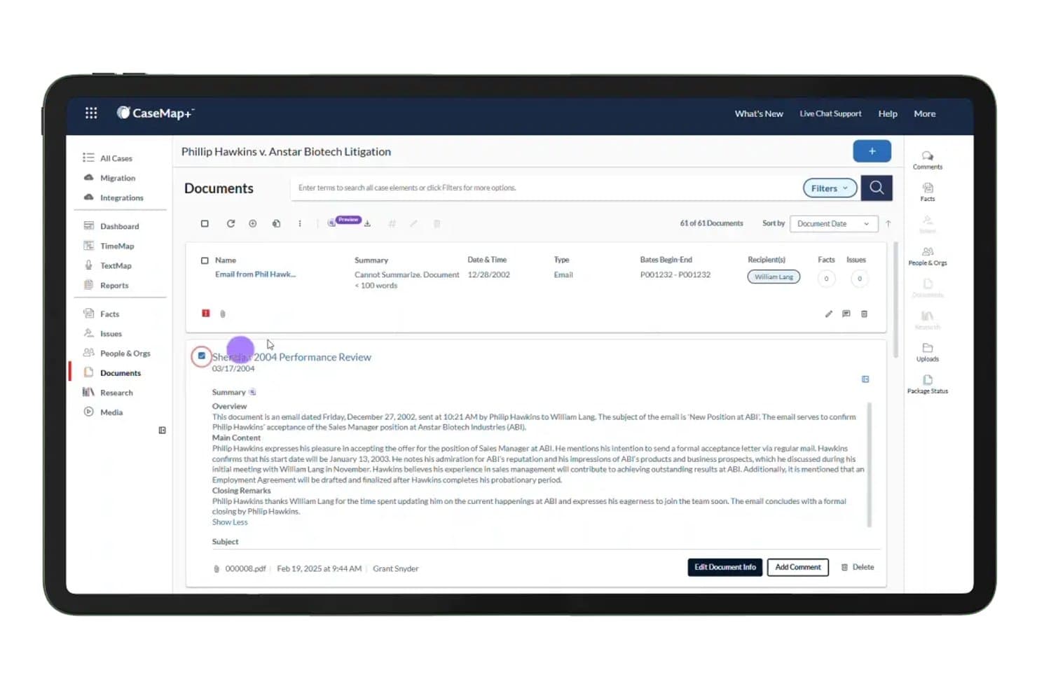 Dokumentvisning i CaseMap+ AI, der viser en AI-genereret opsummering af en e-mail i en sag og en præstationsvurdering.