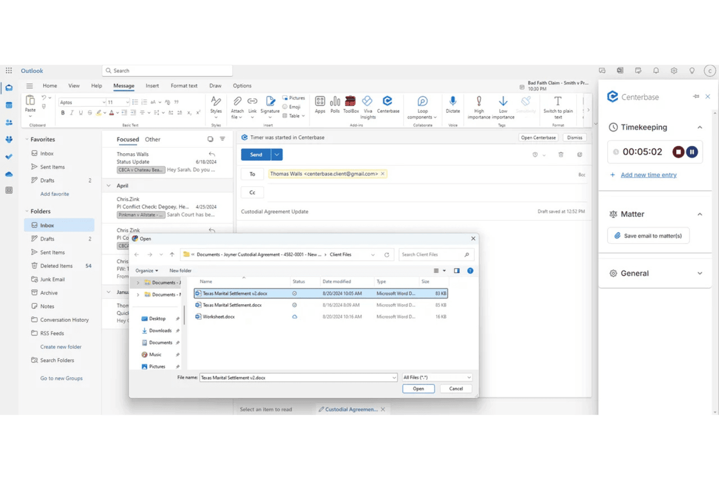 Centerbase forbinder opgaver, frister og opfølgninger med sager og synkroniserer e-mails og kalender fra Outlook.